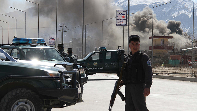 Afganistanda Taliban saldırısı: 15 ölü