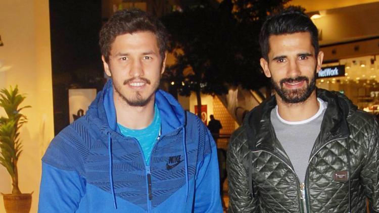 Son Dakika: Salih Uçan için menajerinden kafa karıştıran açıklama Beşiktaş dışında bir İstanbul takımına gider mi