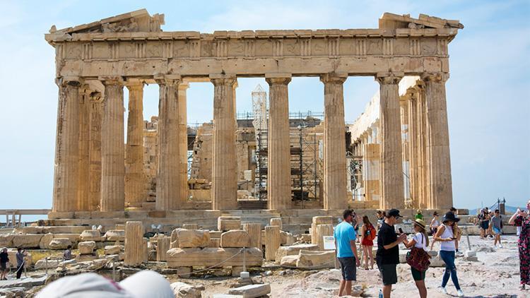 Akropolis Yunanistanda tepkiye neden oldu Akropolis nedir, nerede