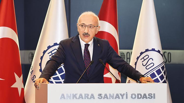 Bakan Elvan: Enflasyonla savaşı mutlaka kazanmalıyız