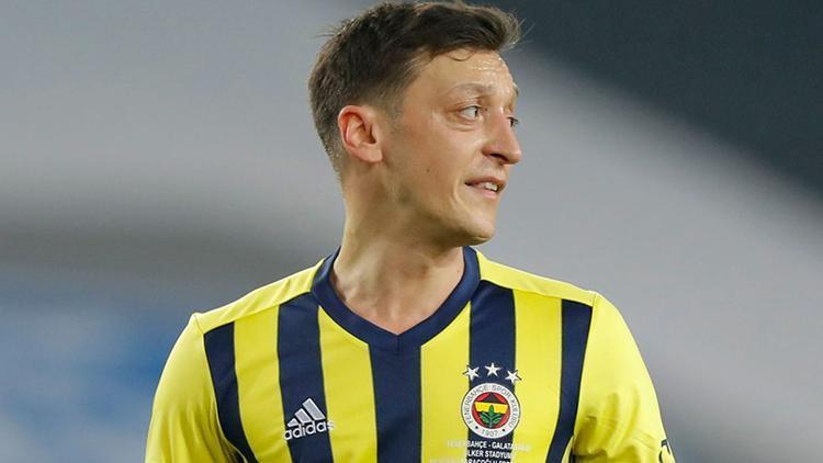 Mesut Özilin menajerinden flaş teknik adam açıklaması Kimseye referans olmadı