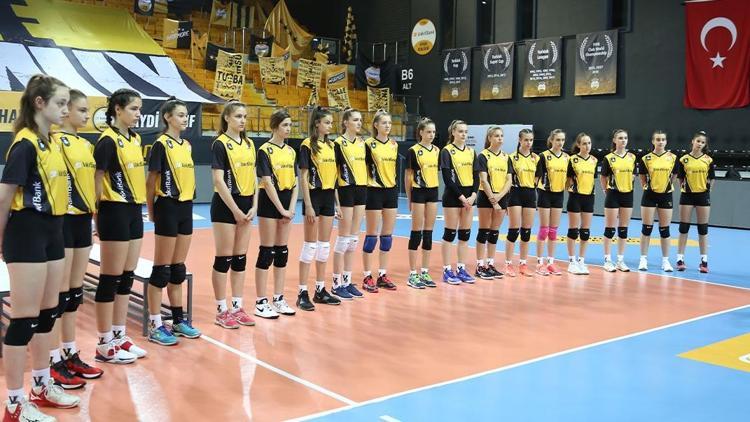 VakıfBankın Saraybosna Voleybol Okulu öğrencileri İstanbulda