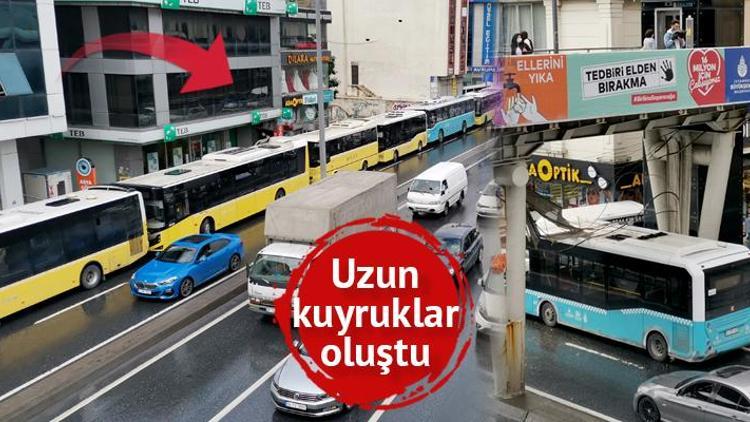 Avcılar metrobüs durağında korkutan görüntü Bir anda elektrik kabloları devrildi...