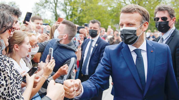 Macron seçimlerde hezimete uğradı