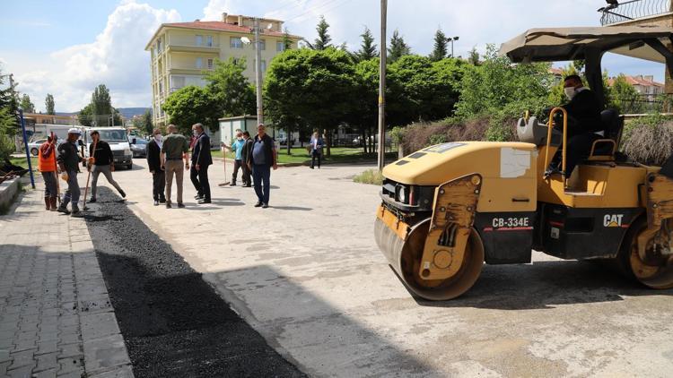 Çubuk’ta asfaltlara bakım onarım