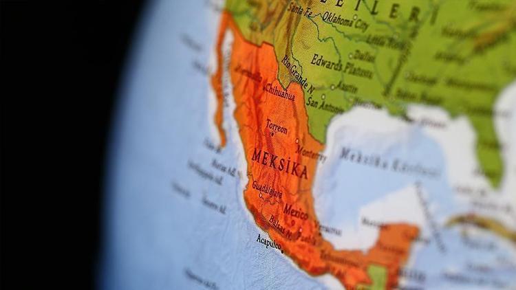 Meksikada uyuşturucu çeteleri çatıştı: 18 ölü