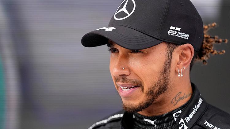 Lewis Hamilton imzayı atıyor Maaşı dudak uçuklattı...