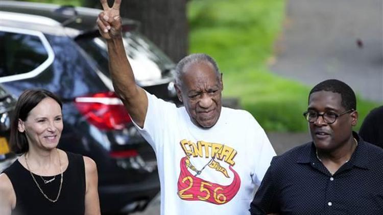 Cinsel taciz suçundan hapse girmişti Bill Cosby serbest bırakıldı