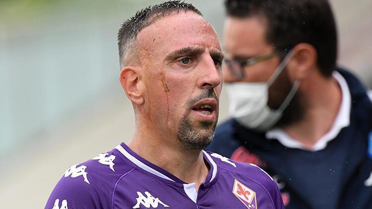 Son dakika: Franck Ribery, Fiorentinadan ayrıldı