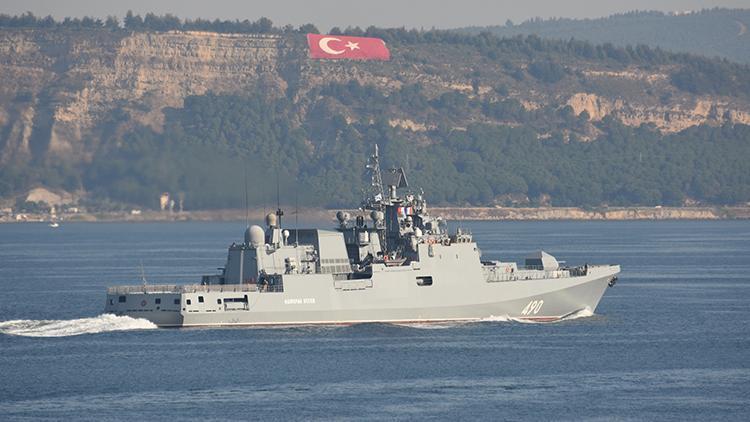 Rus savaş gemisi, Çanakkale Boğazından geçti