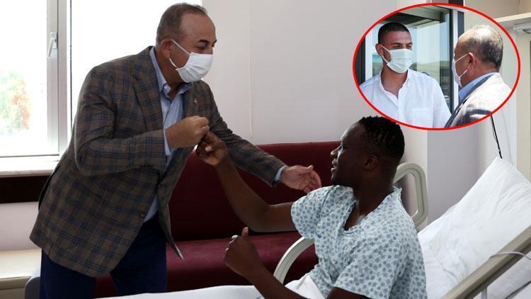 Dışişleri Bakanı Çavuşoğlu, kalp spazmı geçiren Alanyasporlu futbolcu Babacarı ziyaret etti
