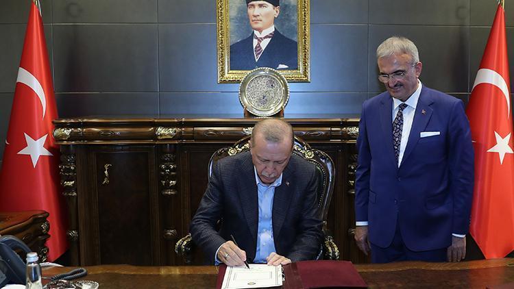 Cumhurbaşkanı Erdoğan, Diyarbakır Valiliğini ziyaret etti