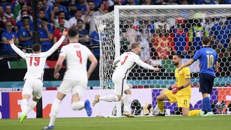 EURO 2020deki İtalya - İngiltere finalinde Luke Shawdan tarihi gol