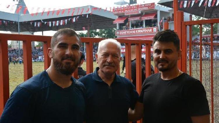 Lapseki Belediyesi güreşçisi Aktürk, başpehlivan oldu