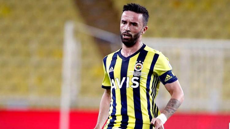 Son Dakika: Fenerbahçe Gökhan Gönülle yollarını ayırdı İşte resmi açıklama...