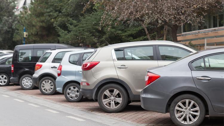 Son dakika… Kiralık araç kalmadı Uzmanlar uyardı… Elinizi çabuk tutun