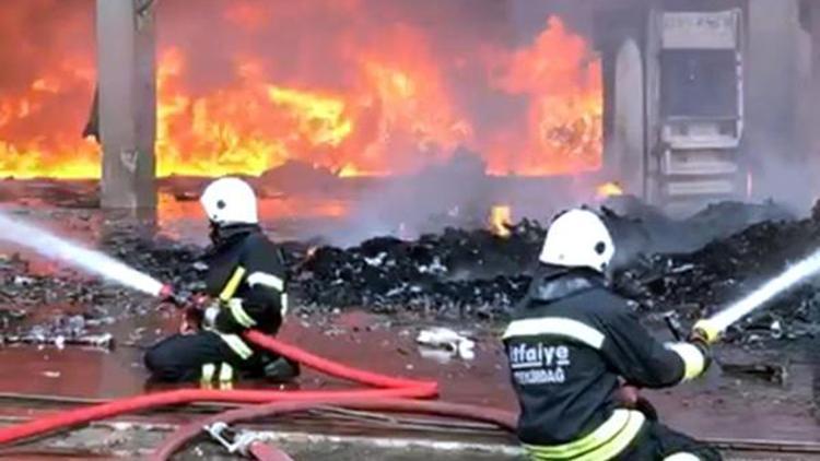 Son dakika... Tekirdağ’da geri dönüşüm fabrikasında yangın