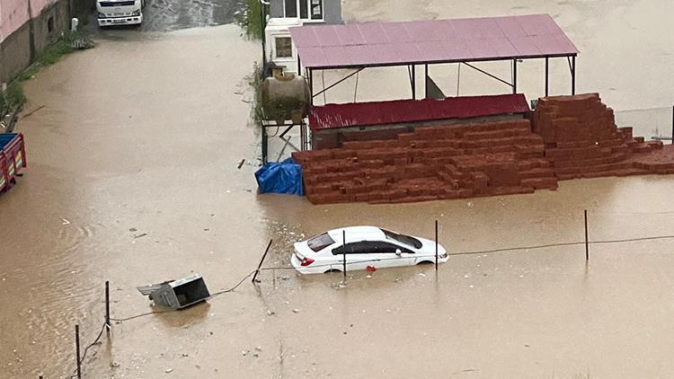 Son dakika: Meteorolojiden Rizeye sel uyarısı