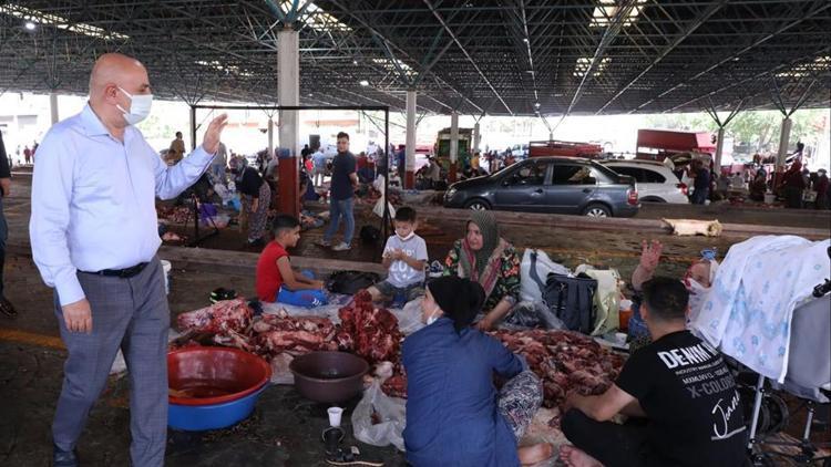 Bayramlaştı ve talepleri dinledi