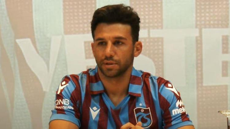 Son dakika: Trabzonsporun yeni transferi İsmail Köybaşı imzayı attı En verimli dönemimdeyim...