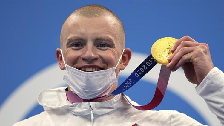 Tokyo 2020 Haberleri: Rekortmeni yüzücü Adam Peaty altını kaptırmadı