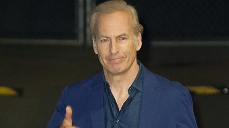 Ünlü aktör Bob Odenkirk hastaneye kaldırıldı