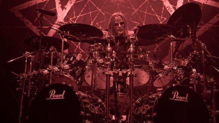 Slipknot’un eski bateristi Joey Jordison yaşamını yitirdi