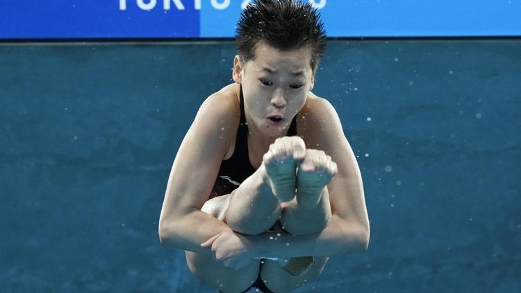 Tokyo 2020 Haberleri: 10 metre platform atlamada şampiyon, 14 yaşındaki Çinli Quan Hongchan
