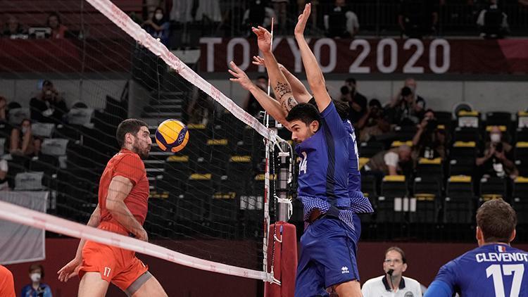 2020 Tokyo Olimpiyat Oyunları erkek voleybolunda altın madalyayı Fransa aldı