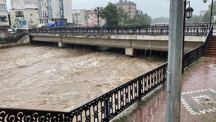 Samsun Termede alarm Sele karşı uyarı anonsları yapılıyor