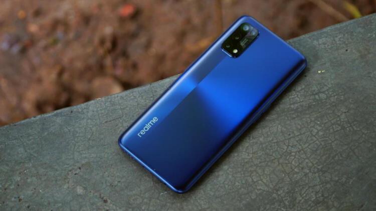 realme 100 milyon telefon sattı, rekor kırdı