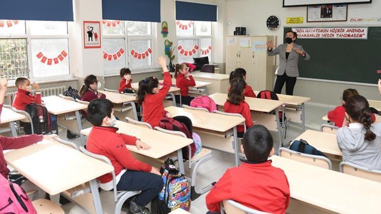 SETA Raporu: Geri dönüş sürecinde okul terklerine dikkat
