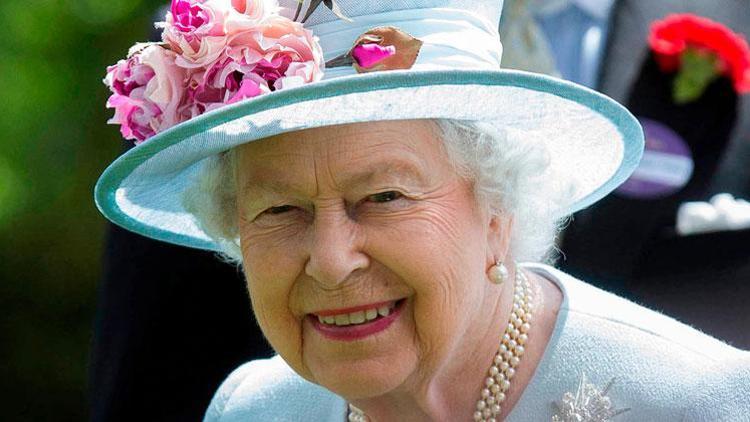 Kraliçenin güvenlik uzmanına yılda 25 bin maaş ilanı tepki çekti
