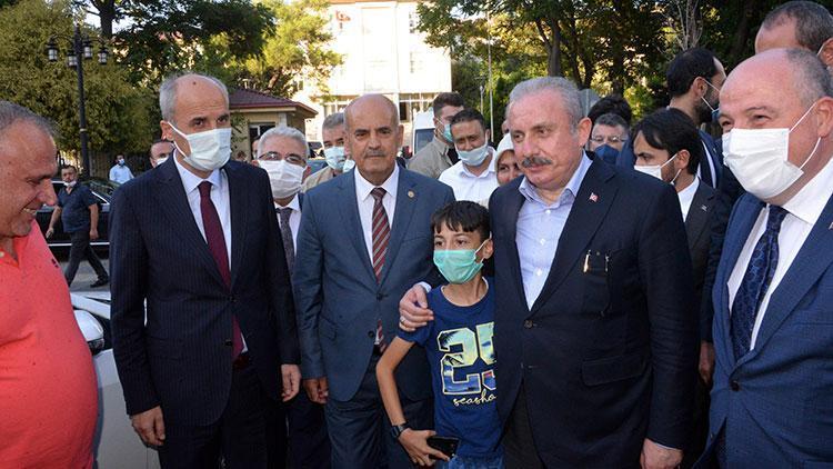 TBMM Başkanı Şentop, Kahramanmaraş’ta vatandaşlarla bir araya geldi