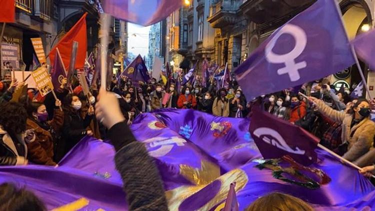 Feminist Gece Yürüyüşü soruşturması tamamlandı: 17 şüphelinin 7 yıl 8 aya kadar hapsi istendi