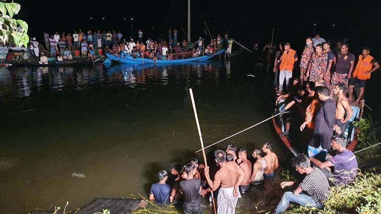 Bangladeşte gemi kazası: 21 kişi öldü
