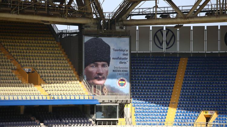 Fenerbahçe Ülker Stadındaki Atatürk portresi yenilendi