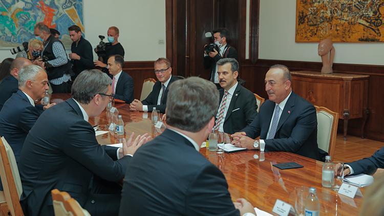 Dışişleri Bakanı Çavuşoğlu, Sırbistan Cumhurbaşkanı Vuçiç ile görüştü