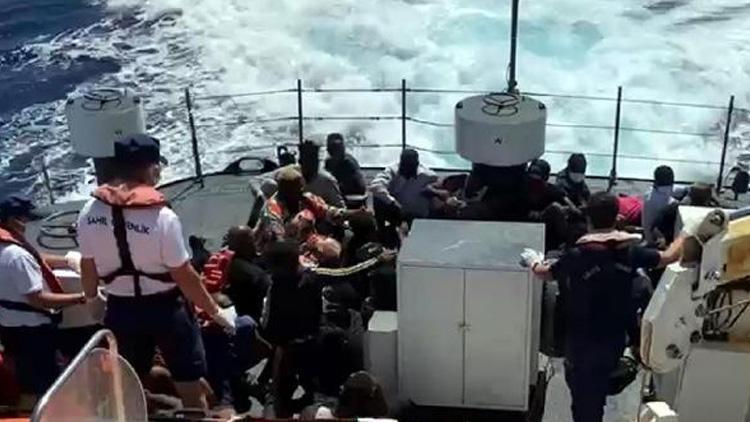 Marmariste can sallarındaki 39 kaçak göçmen kurtarıldı
