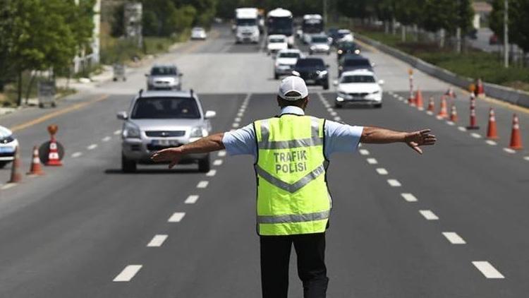 İstanbullular dikkat Bu yollar trafiğe kapatılacak