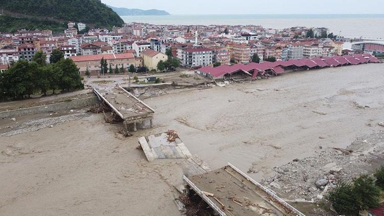 Sel felaketini yaşayan Ayancıkta yüz yüze eğitim 20 Eylülde başlayacak