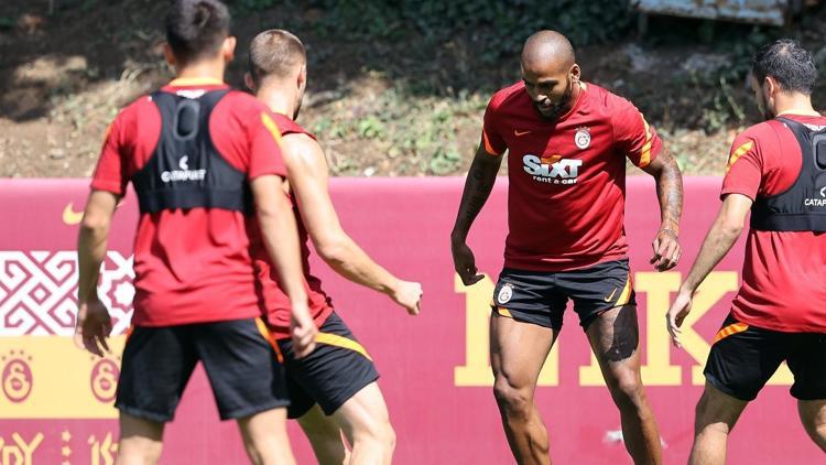 Son dakika: Galatasarayda Trabzonspor maçı hazırlıkları sürüyor Marcao...