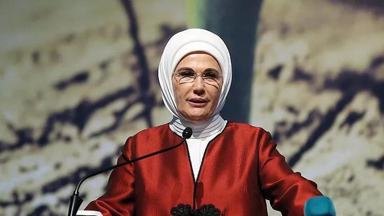 Emine Erdoğandan Asırlık Tariflerle Türk Mutfağı kitabı paylaşımı