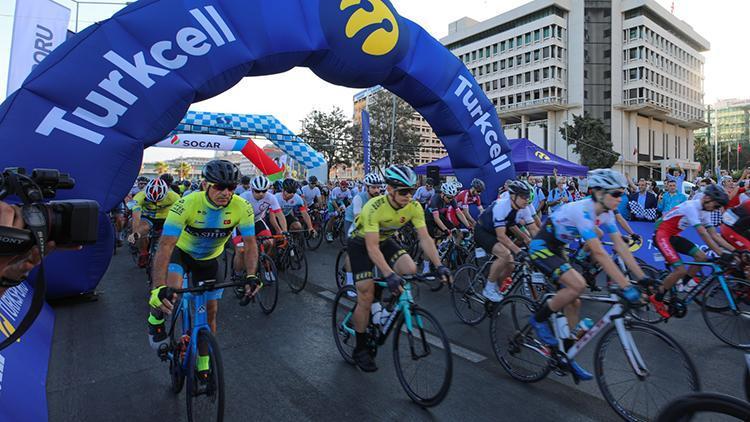 Turkcell GranFondo İzmir’de pedallar eğitim için döndü