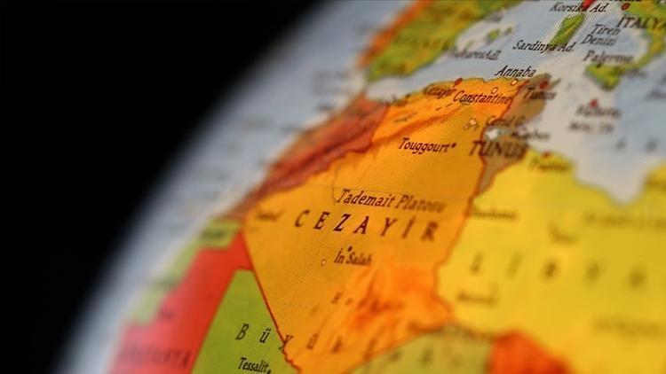 Diplomatik kriz büyüyor Cezayirden Fas hamlesi