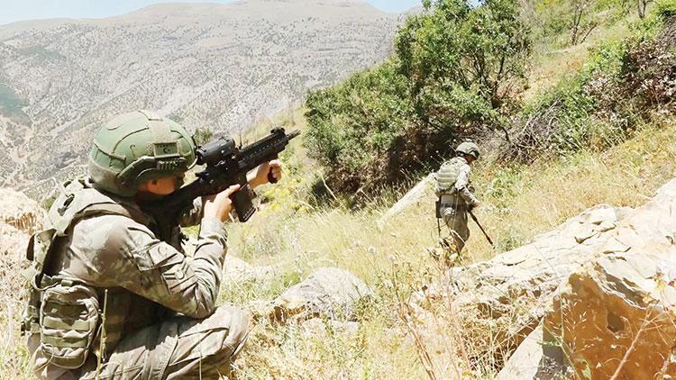 PKK/YPG’ye ağır darbe 13 terörist öldürüldü