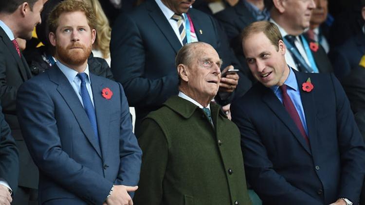 Prens William ile Prens Harry, büyükbabaları Prens Philip onuruna kamera karşısına geçiyor