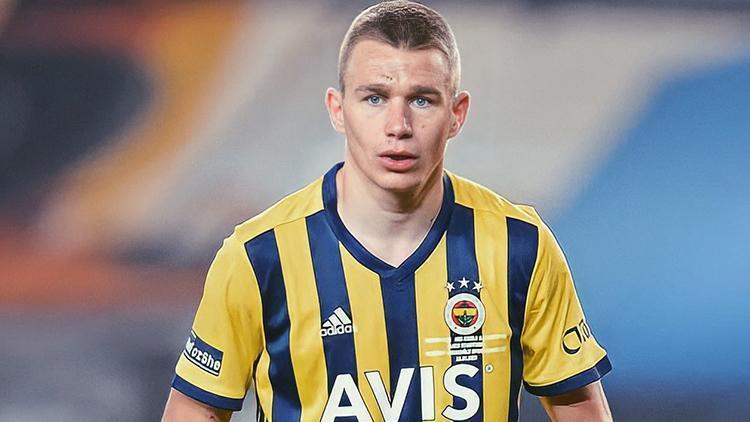 Son Dakika: Fenerbahçede Vitor Pereiradan Szalai sürprizi Yedek bırakma nedeni...