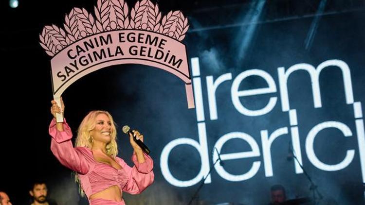 İrem Dericiden İzmir’e Zeki Müren selamı