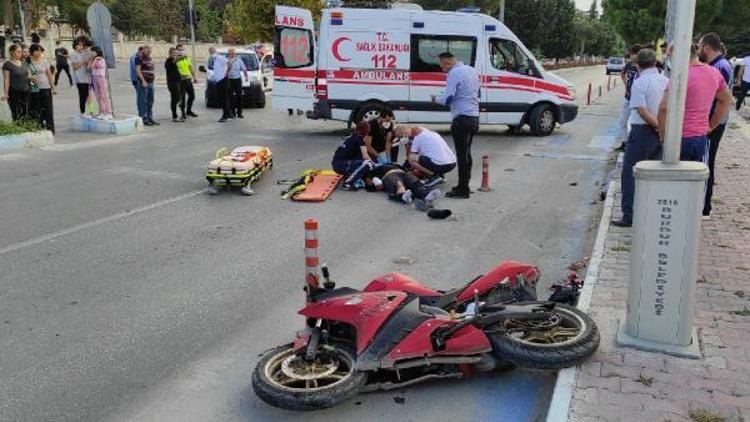Motosikletiyle kaza yapan liseli yaralandı